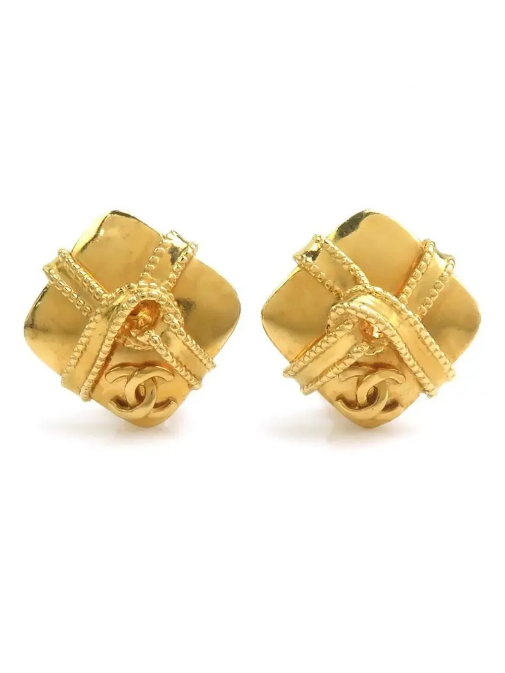 Auth Chanel Vintage Cc Logo Clip On #302729C38B